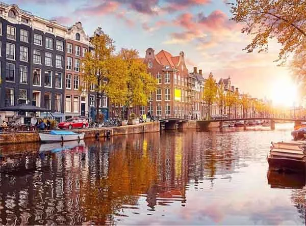 Discover Top Training Courses in Amsterdam, Netherlands